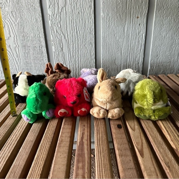 Puffkins Lot of 8 Stuffed Animals Plush Cow Kangaroo Walrus Hippo Bear Dinosaur - Picture 7 of 8